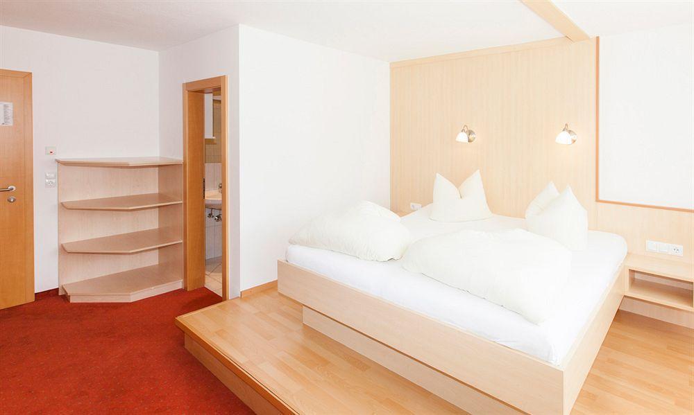 Haus Saskia Sölden Exteriör bild